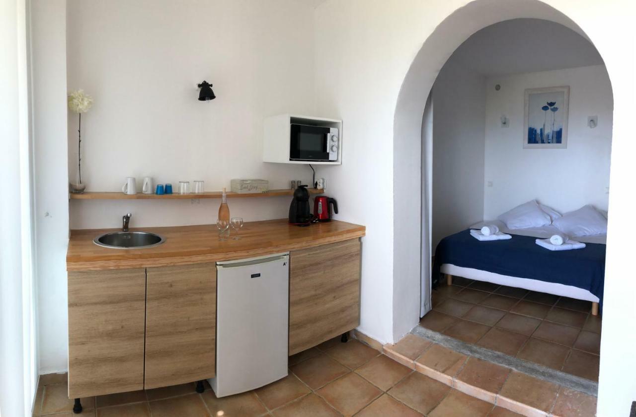 Bed and Breakfast Aloasis Grimaud Exterior foto